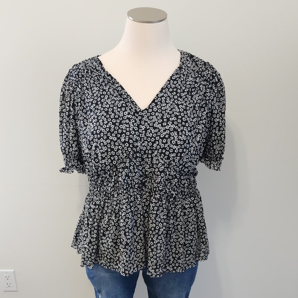 Ava & Viv short sleev blouse size 2x